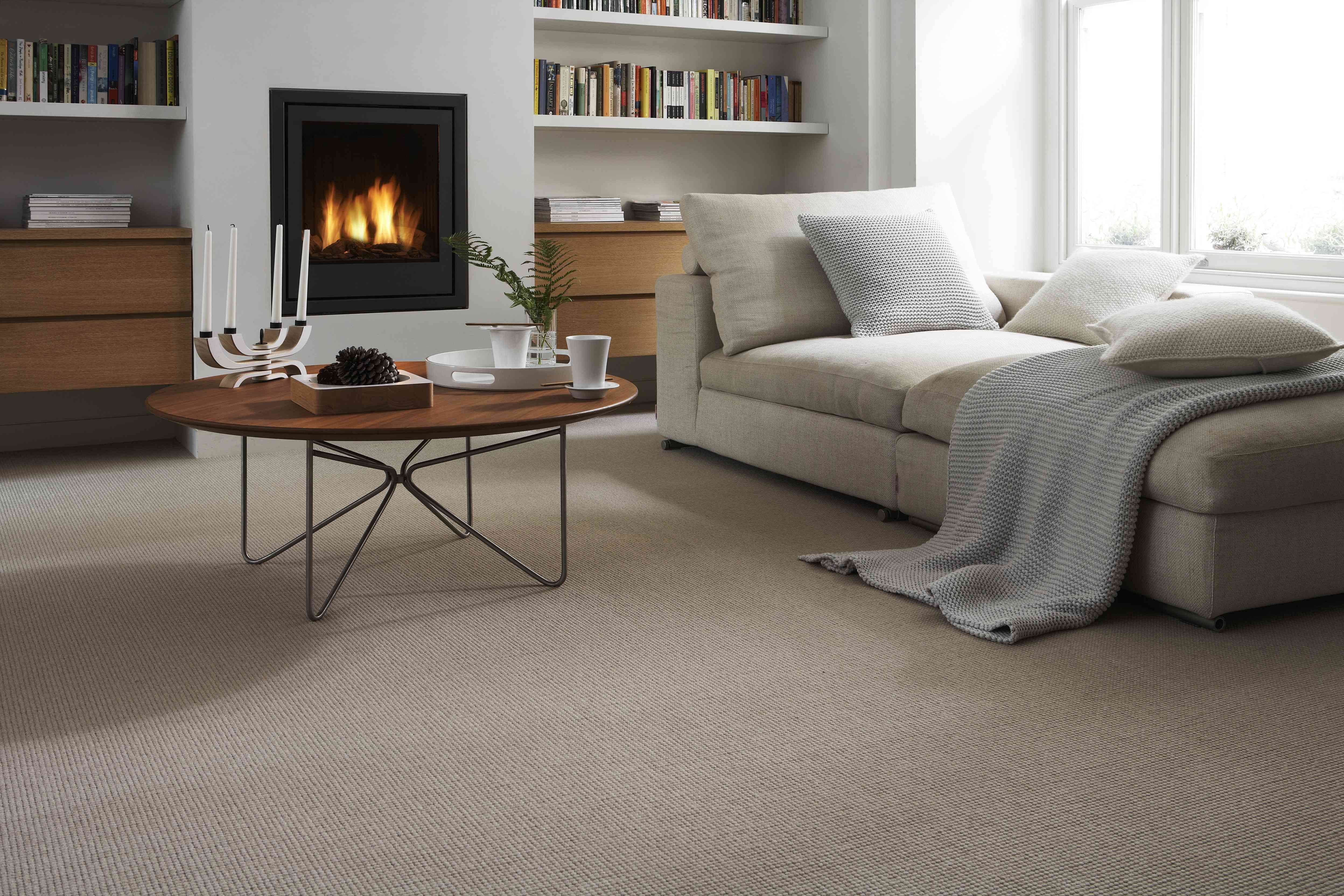 images/services-carpets-installation.jpg